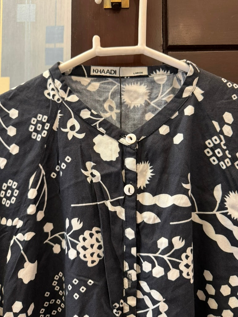 Khaadi Black & White 2-Piece Suit