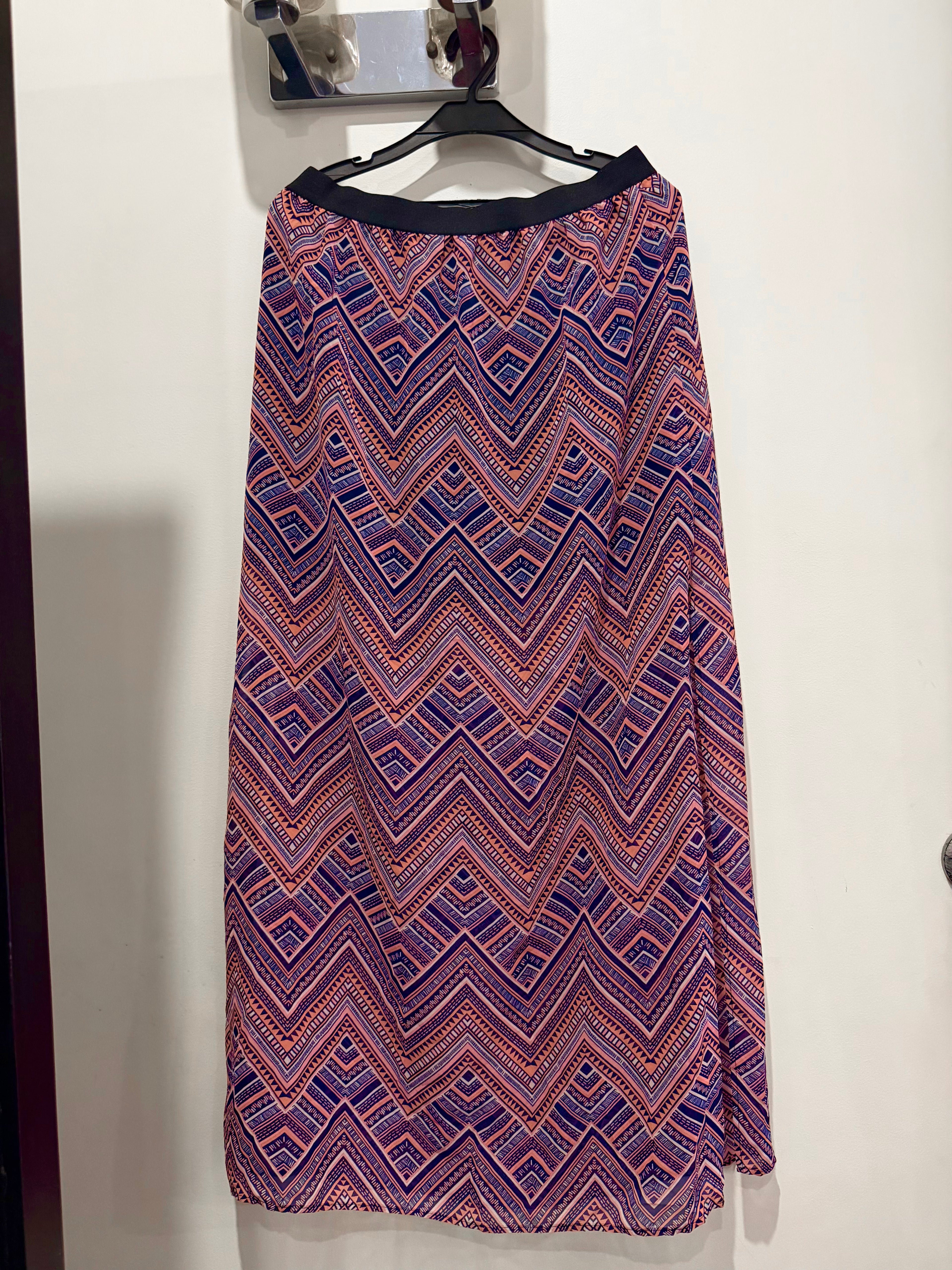 Pink printed skirt