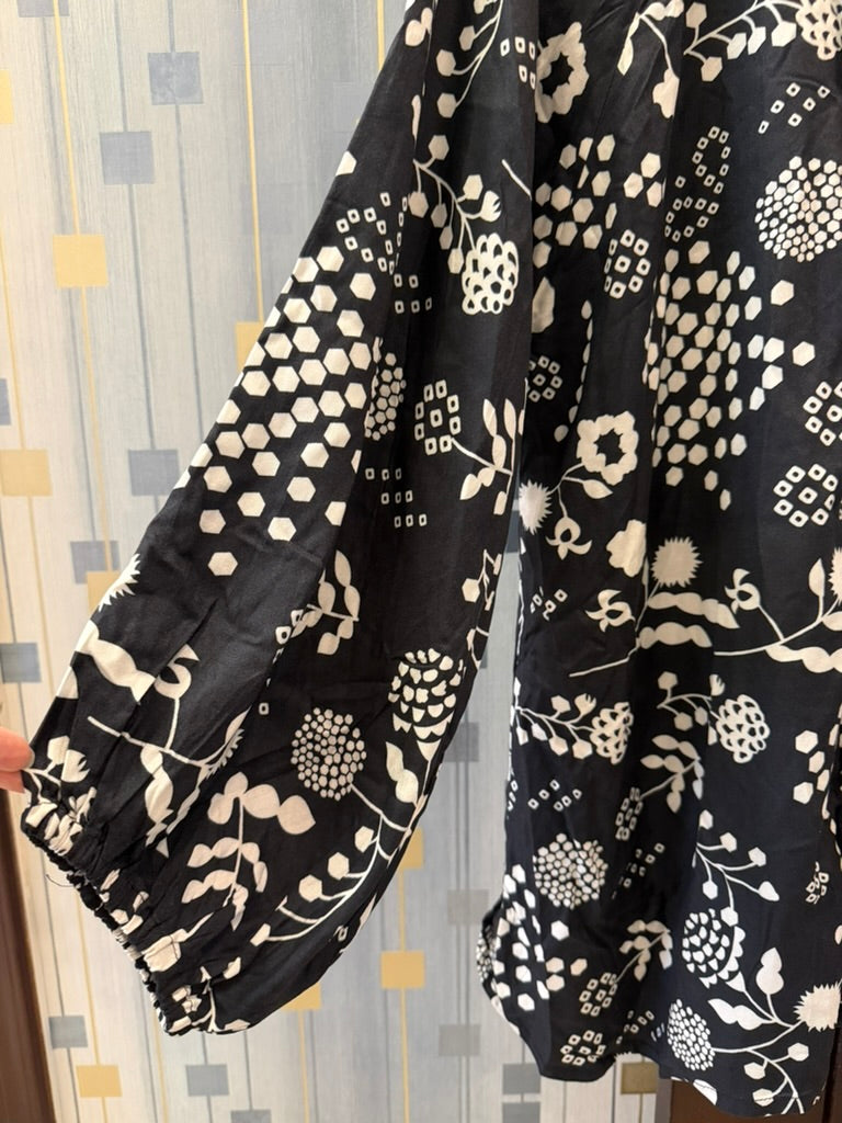 Khaadi Black & White 2-Piece Suit
